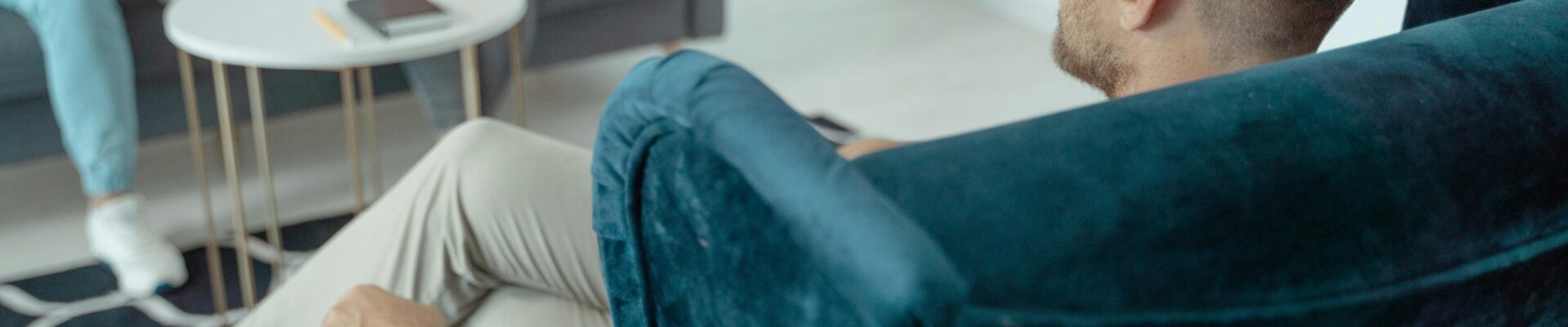 Kiedy warto skorzystać z pomocy psychologa - pierwsze sygnały, których nie warto ignorować